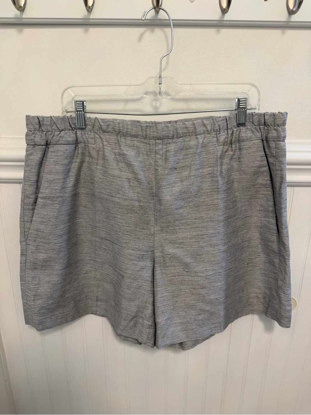 COS Light Gray Elastic-Waist Bermuda Shorts